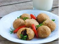 Handmade Haslama Icli Kofte - Meatballs With Bulgur